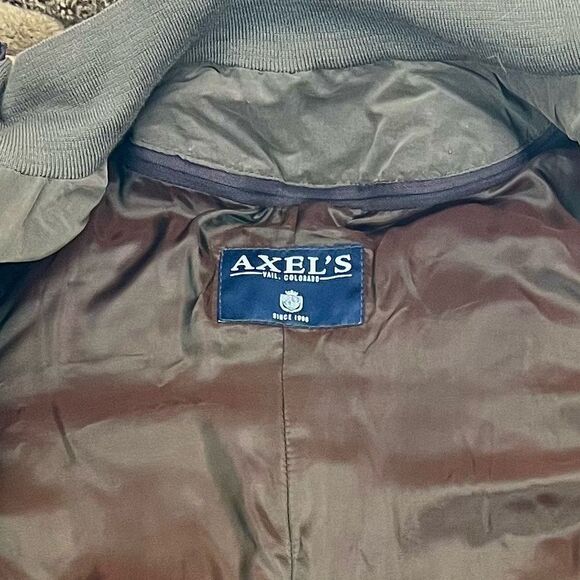 Axel's Vail Colorado Parka  With Leather and Real Fur - Picture 6 of 16